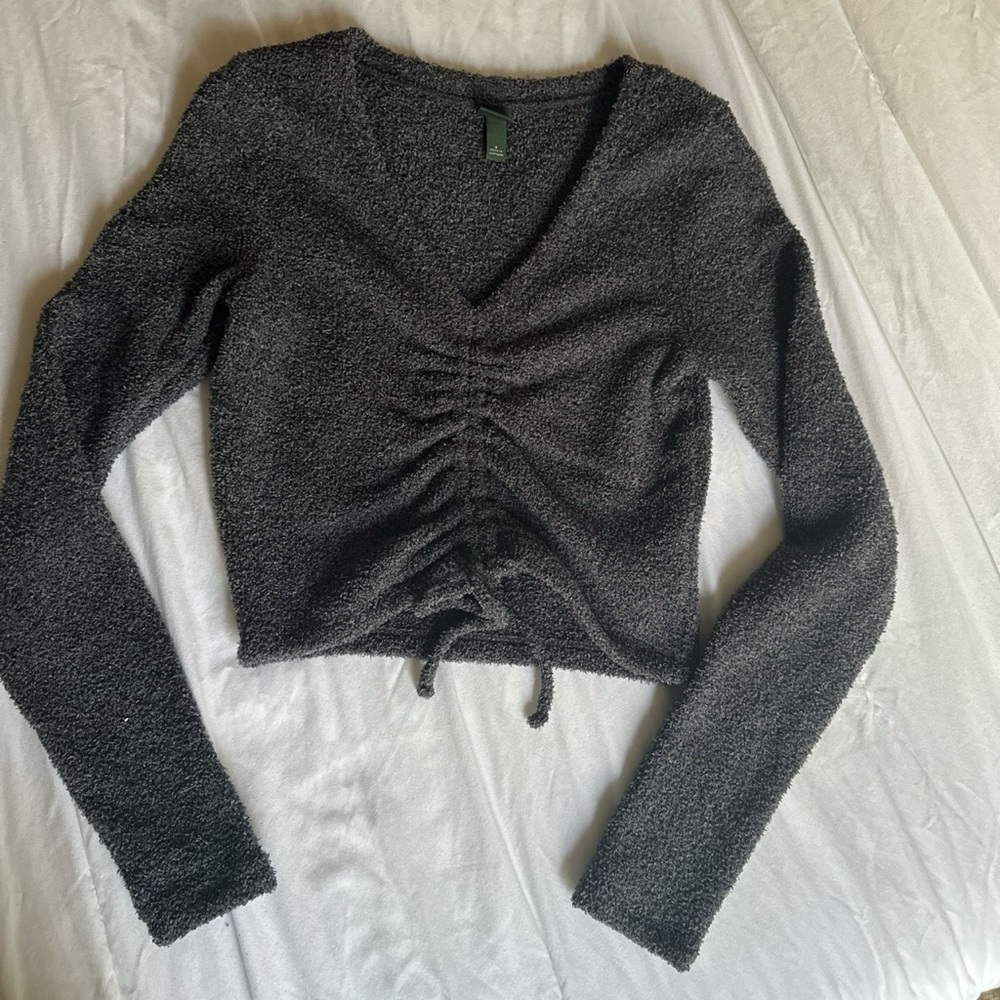 Grey/Black Top
